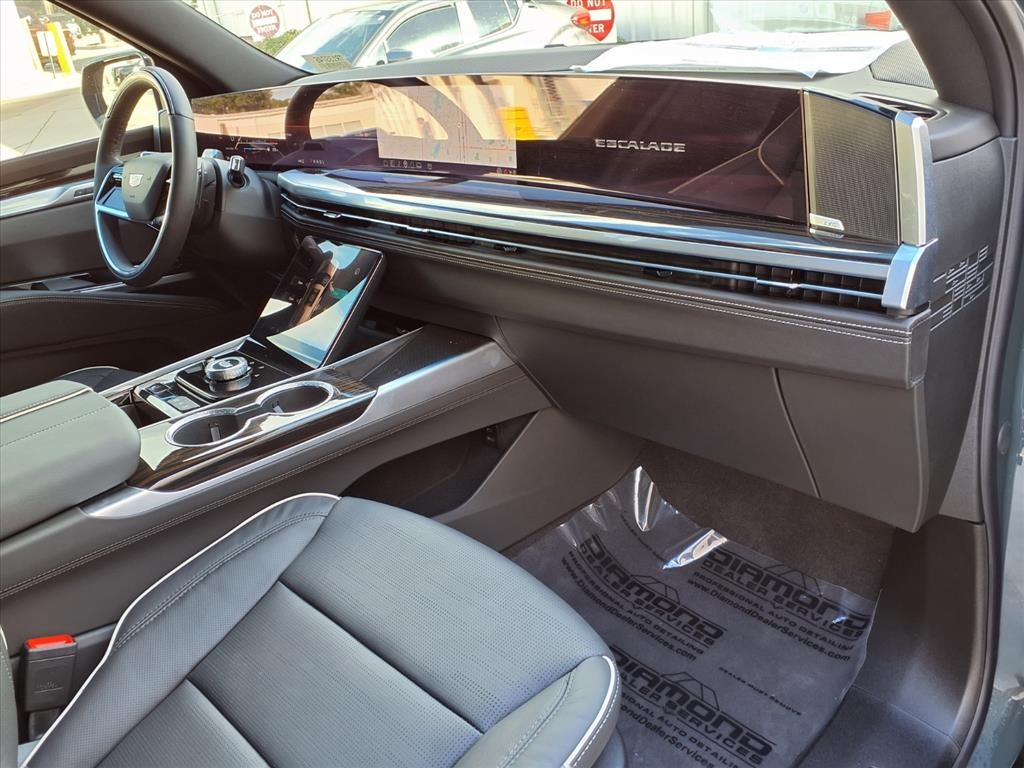 2026 Cadillac Escalade ESV Luxury