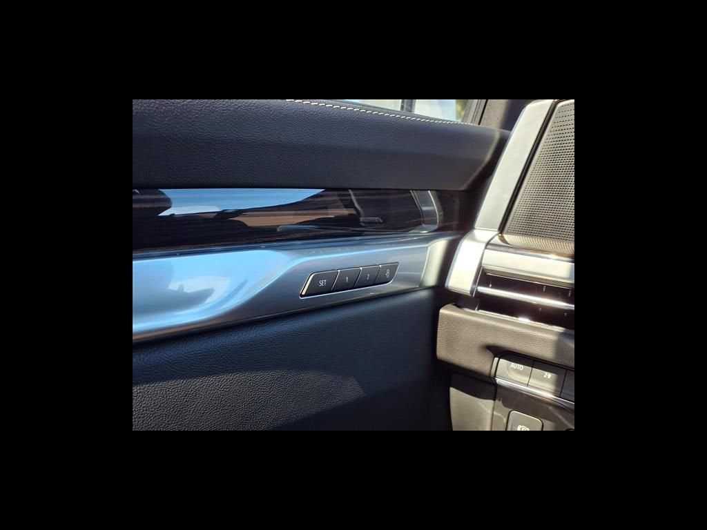 2026 Cadillac Escalade ESV Luxury