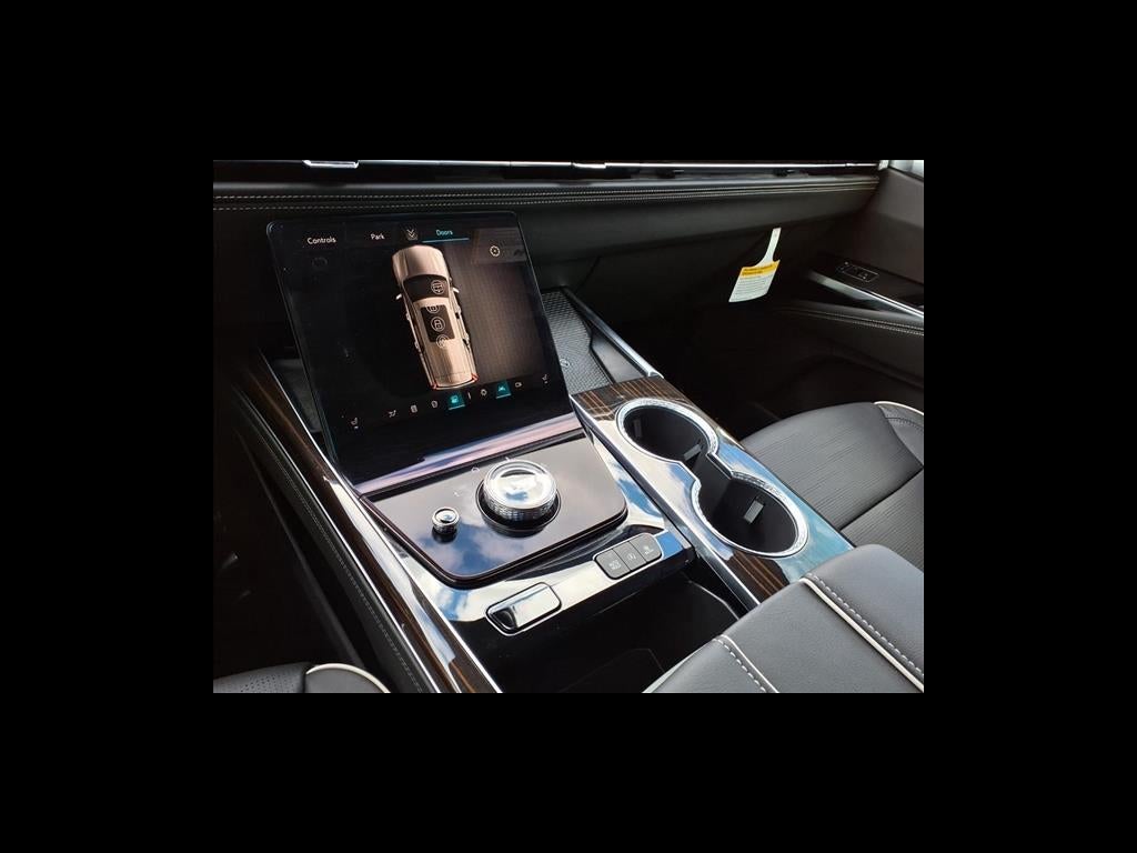 2026 Cadillac Escalade ESV Luxury