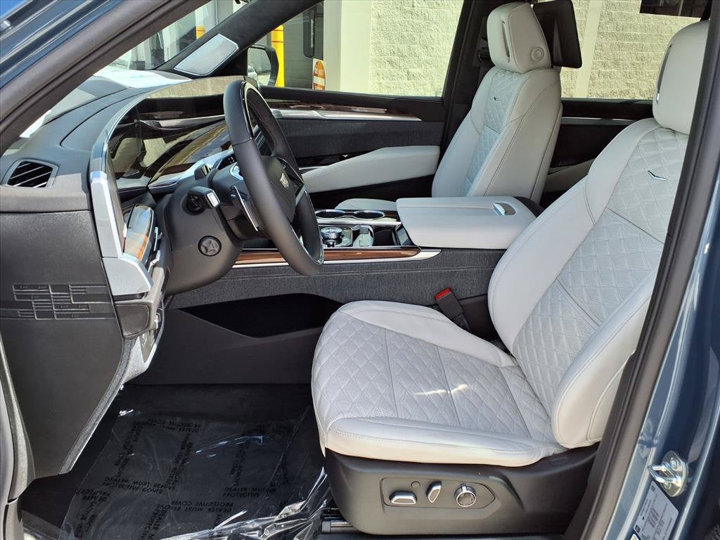 2027 Cadillac Escalade ESV 4WD Platinum Sport