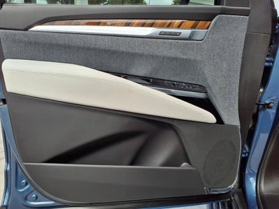 2027 Cadillac Escalade ESV 4WD Platinum Sport