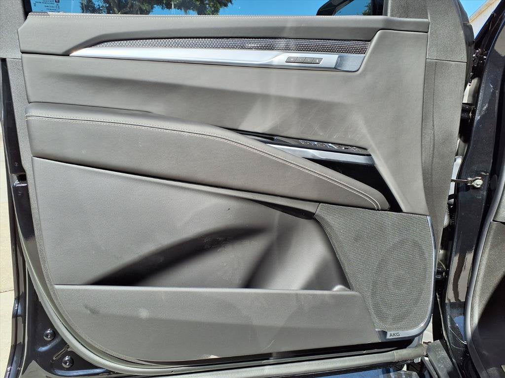 2027 Cadillac Escalade ESV AWD V-Series