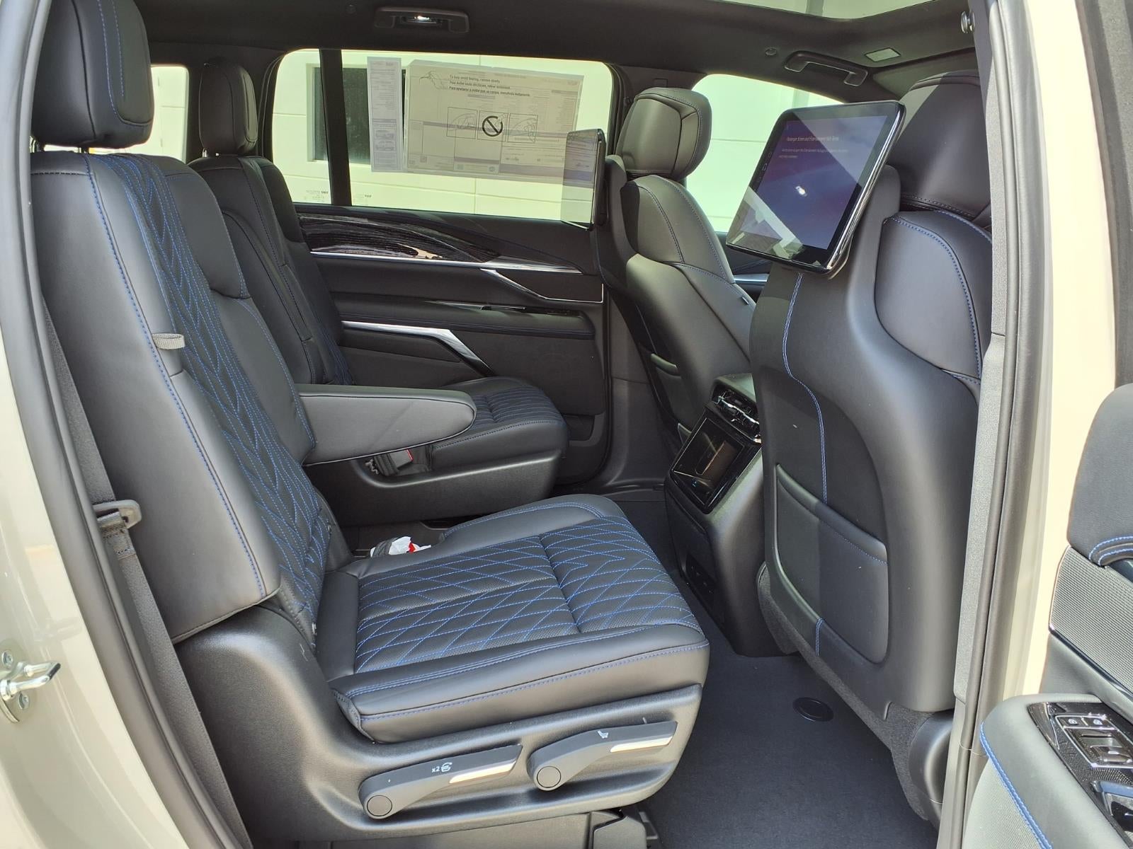 2026 Cadillac ESCALADE IQ Luxury