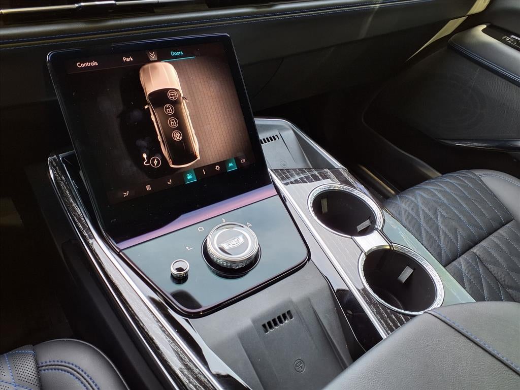 2025 Cadillac ESCALADE IQ Sport 1