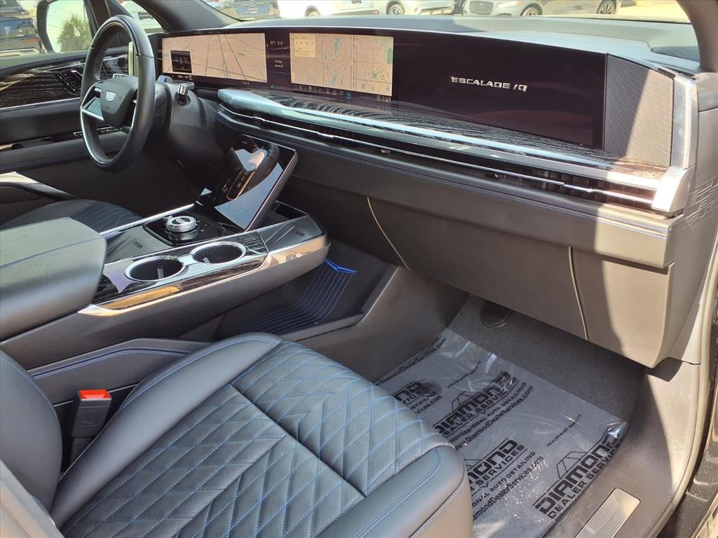 2025 Cadillac ESCALADE IQ Sport 1