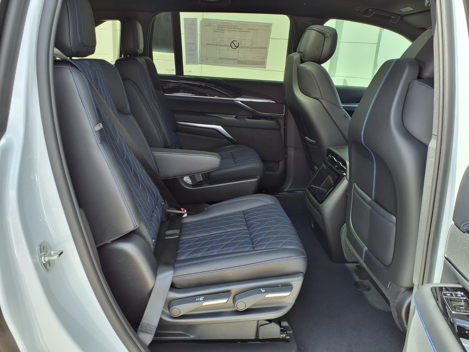 2026 Cadillac ESCALADE IQ Sport