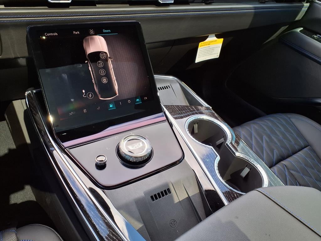 2026 Cadillac ESCALADE IQ Sport