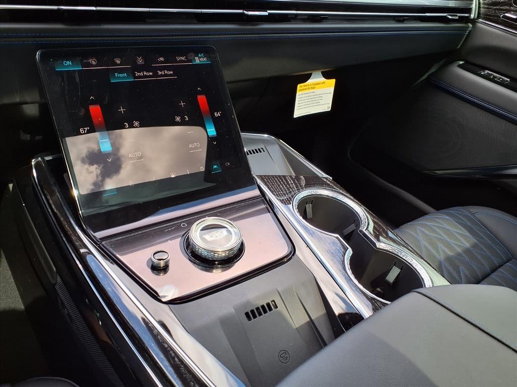 2026 Cadillac ESCALADE IQ Sport