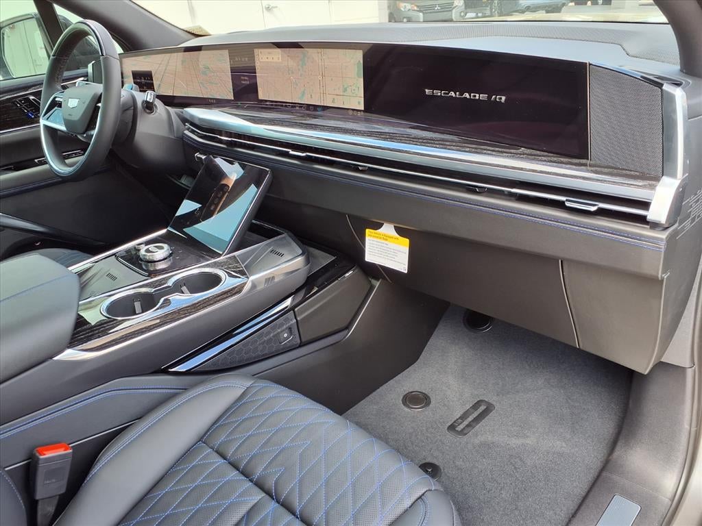 2026 Cadillac ESCALADE IQ Sport
