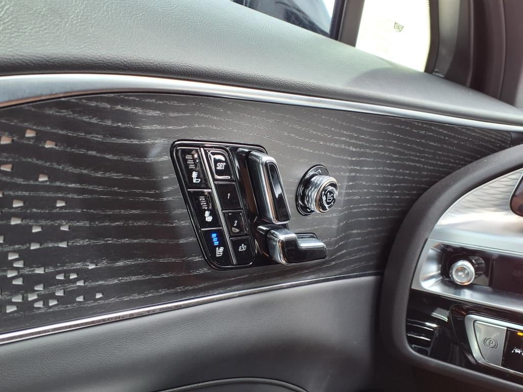 2026 Cadillac LYRIQ V-Series Premium