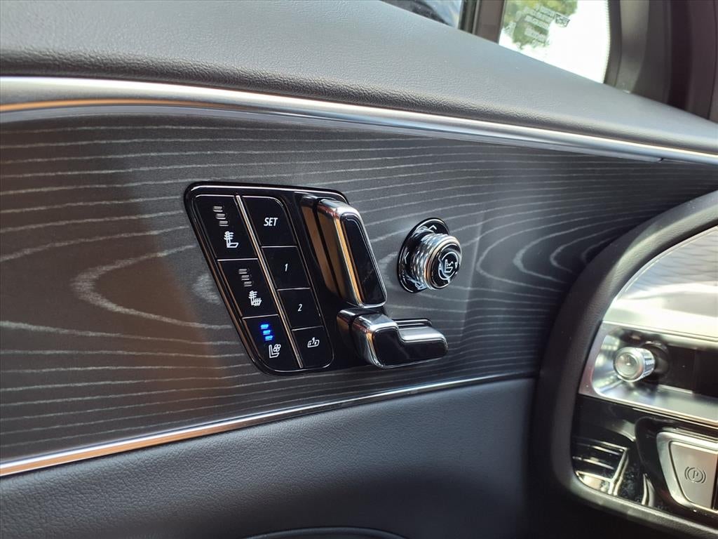 2026 Cadillac LYRIQ V-Series