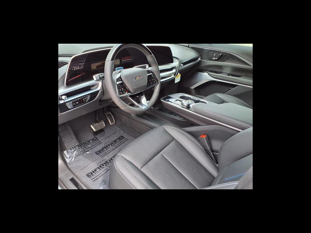 2026 Cadillac LYRIQ V-Series