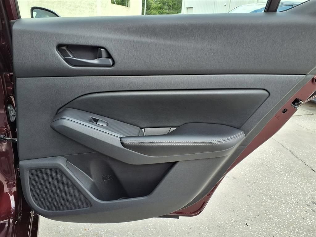 2024 Nissan Altima SV - Photo 11