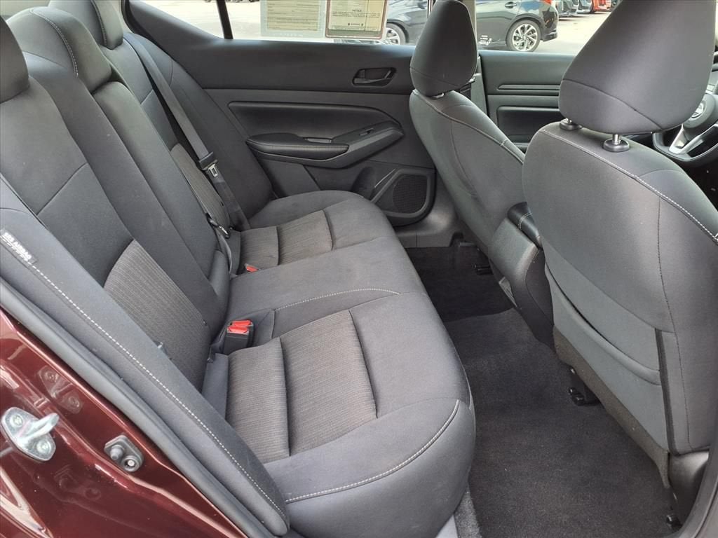 2024 Nissan Altima SV - Photo 12