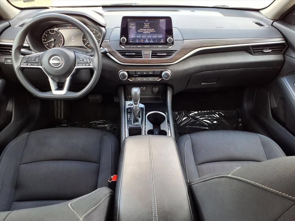 2024 Nissan Altima SV - Photo 14