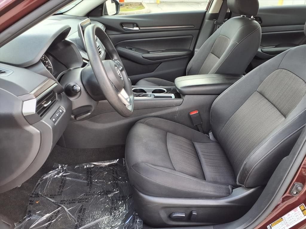 2024 Nissan Altima SV - Photo 19
