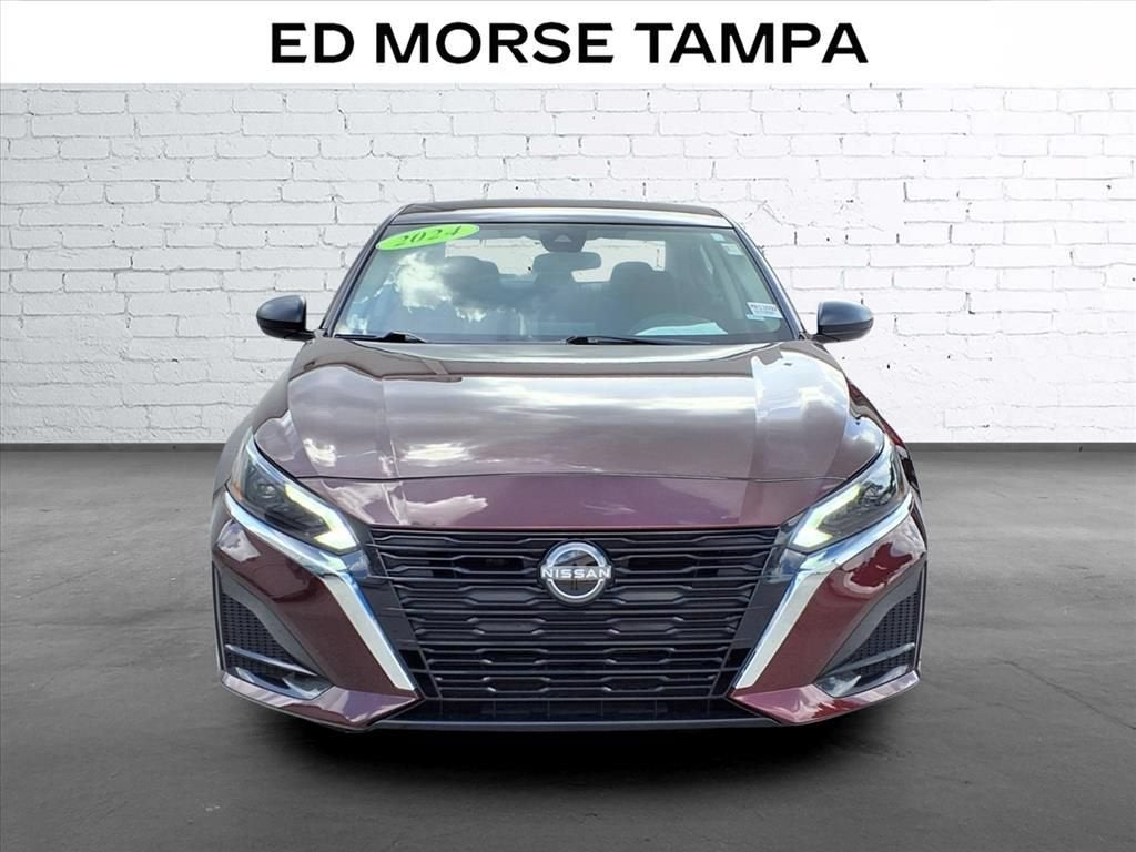 2024 Nissan Altima SV - Photo 6