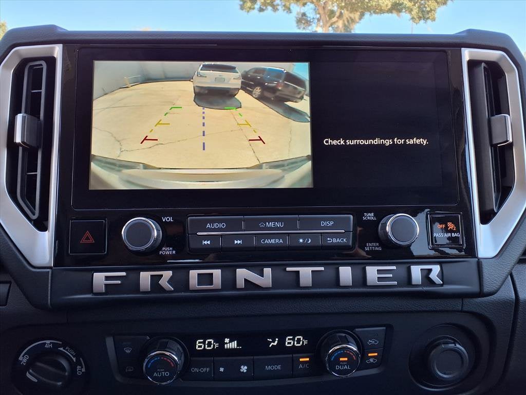 2025 Nissan Frontier SV