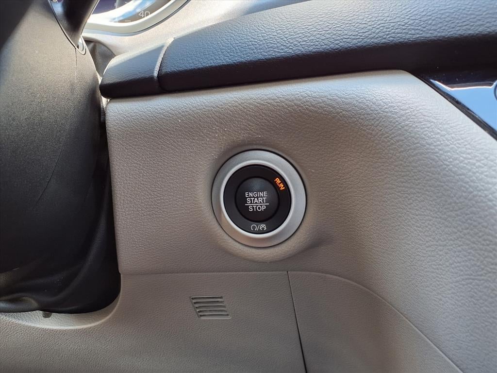 2023 Chrysler Pacifica Touring L - Photo 23
