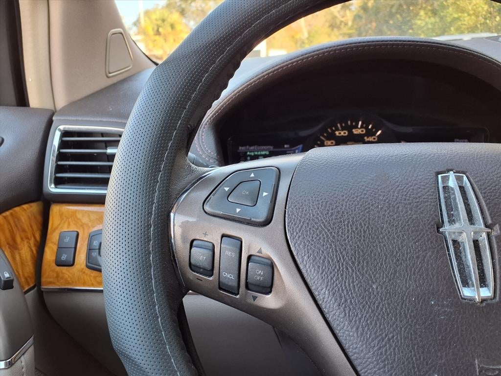 2013 Lincoln MKX Base