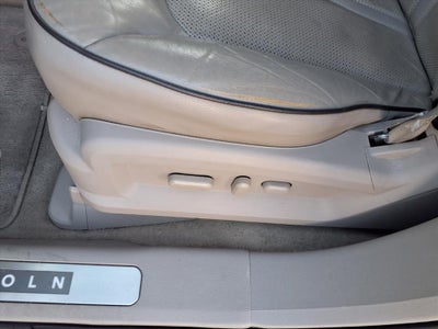 2013 Lincoln MKX Base