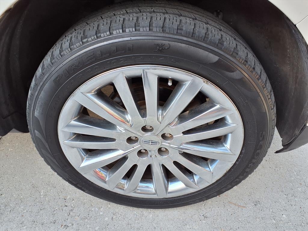 2013 Lincoln MKX Base