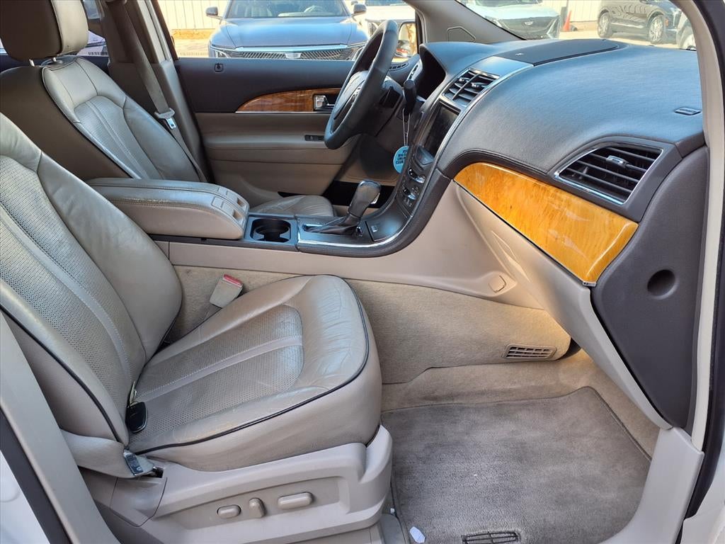 2013 Lincoln MKX Base