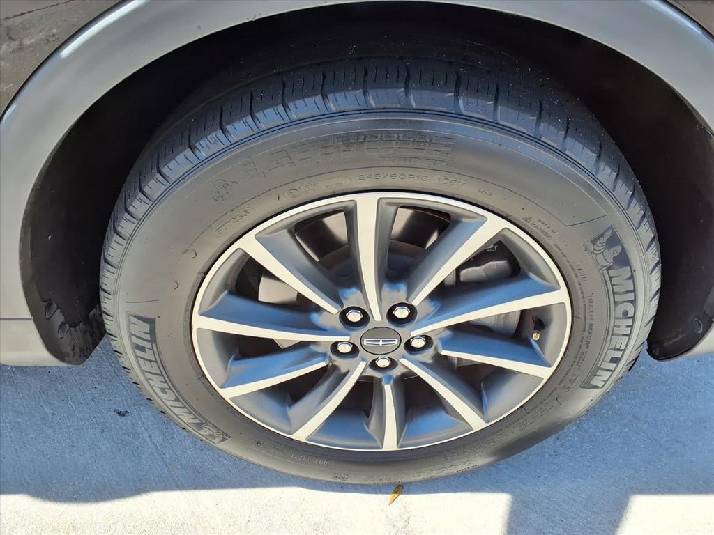 2022 Lincoln Nautilus Standard