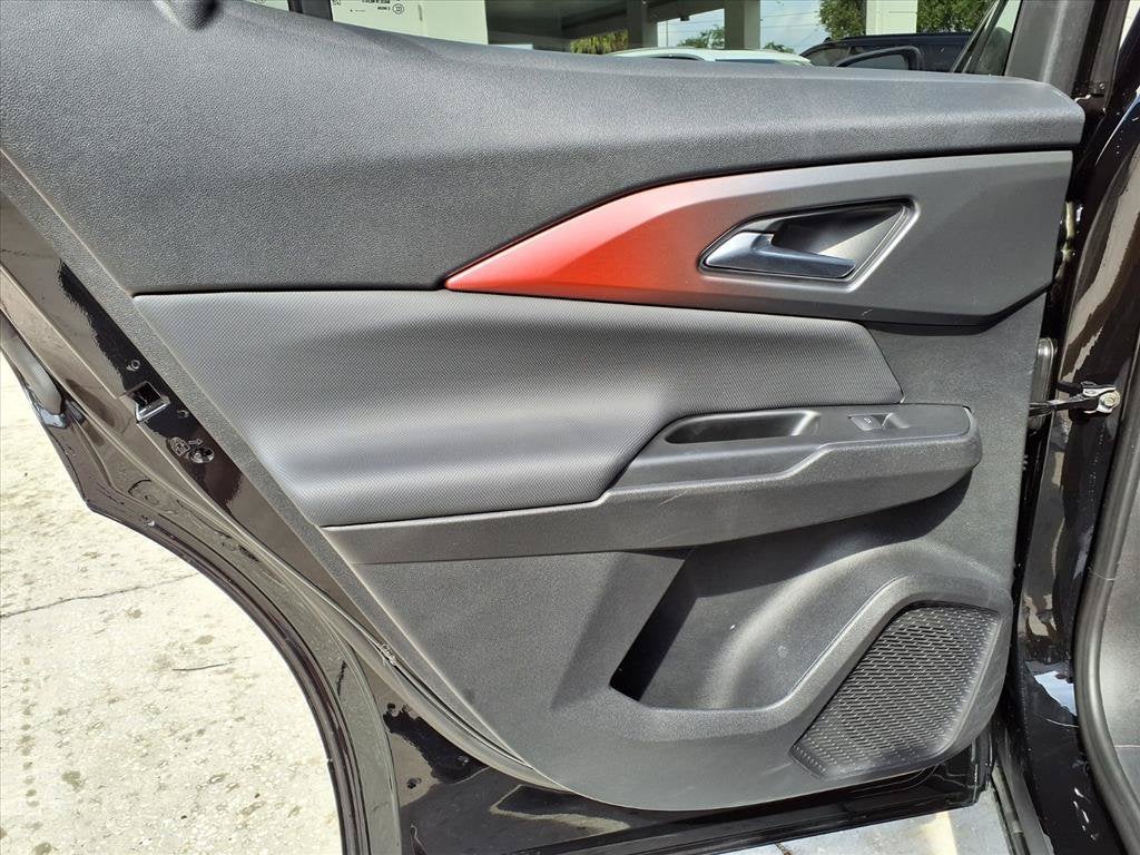2024 Chevrolet Equinox EV Launch Edition - Photo 16