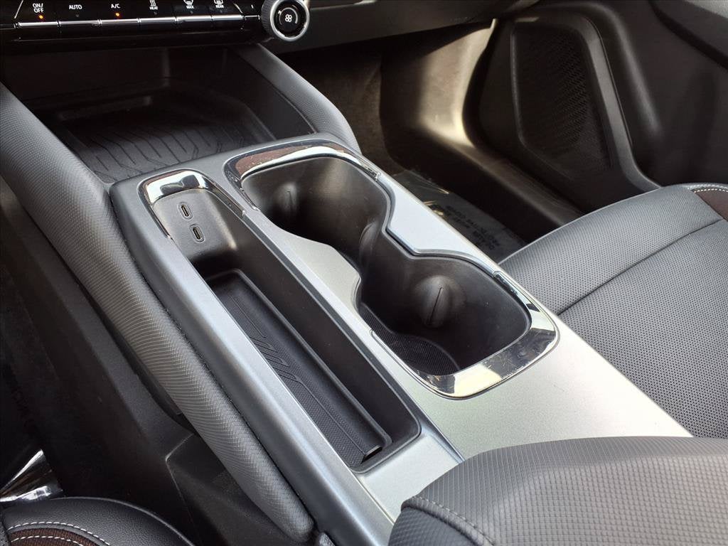 2024 Chevrolet Equinox EV Launch Edition - Photo 22