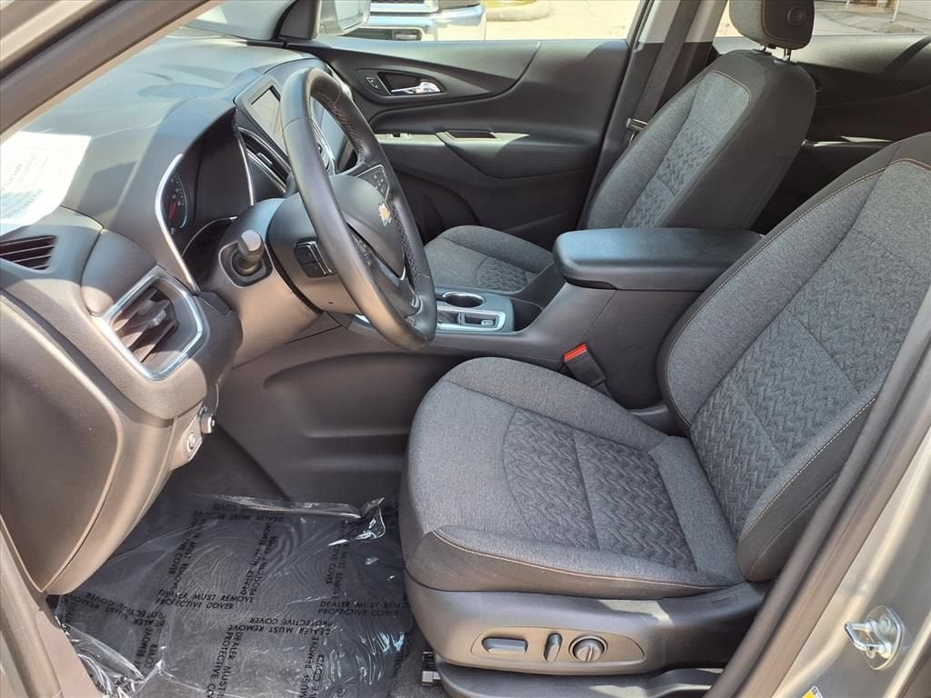 2024 Chevrolet Equinox LT - Photo 19