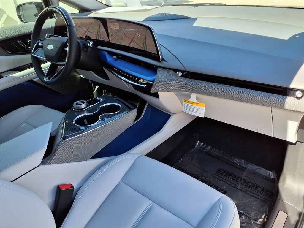 2026 Cadillac OPTIQ Luxury