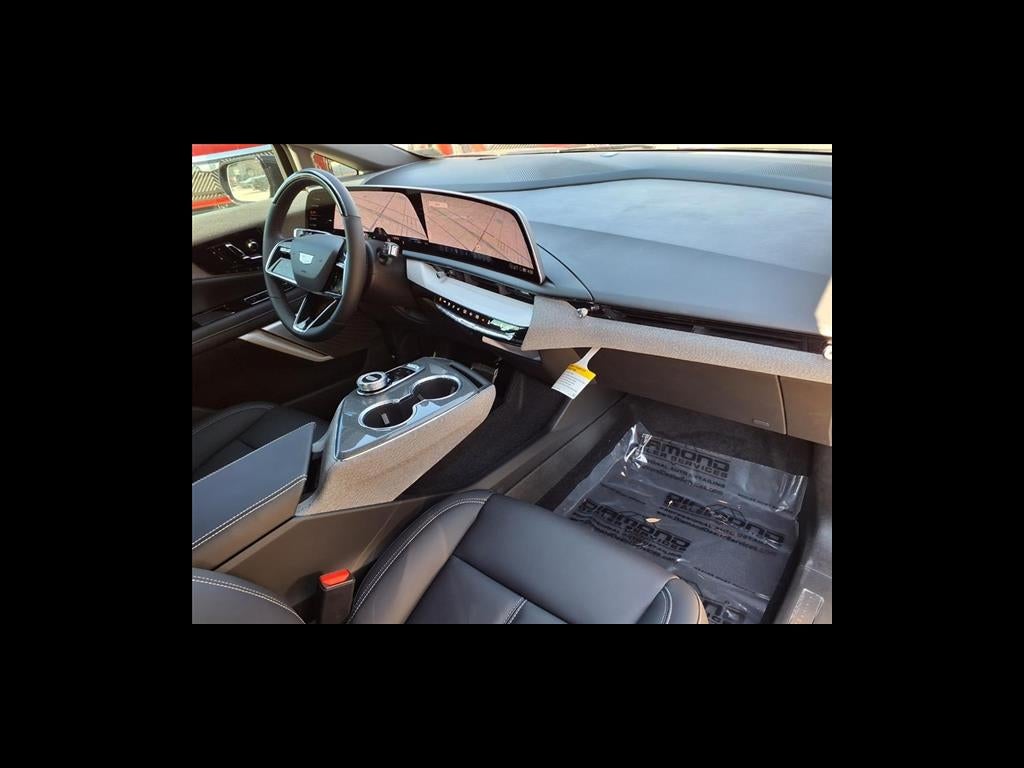 2026 Cadillac OPTIQ Luxury