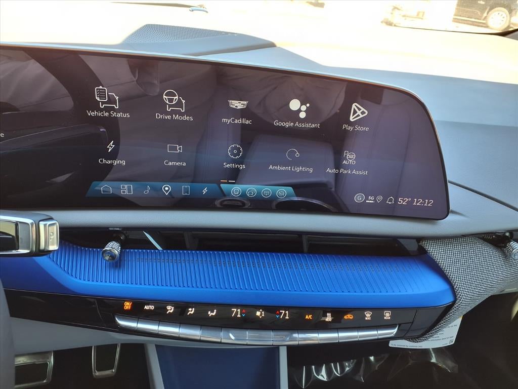 2026 Cadillac OPTIQ Luxury