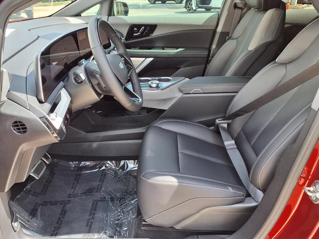 2027 Cadillac OPTIQ Luxury