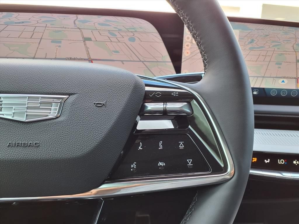 2027 Cadillac OPTIQ Luxury