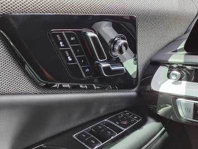 2027 Cadillac OPTIQ Luxury