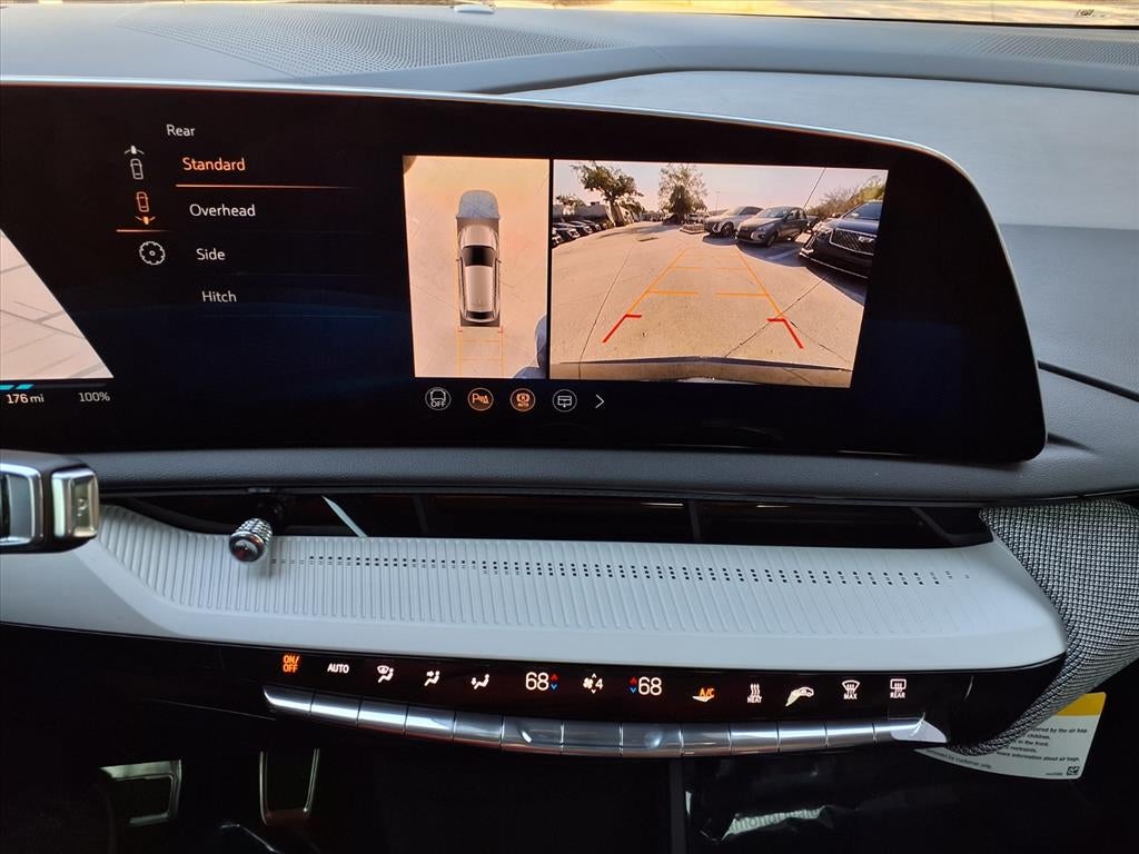 2026 Cadillac OPTIQ Luxury