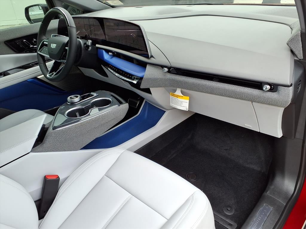 2026 Cadillac OPTIQ Luxury