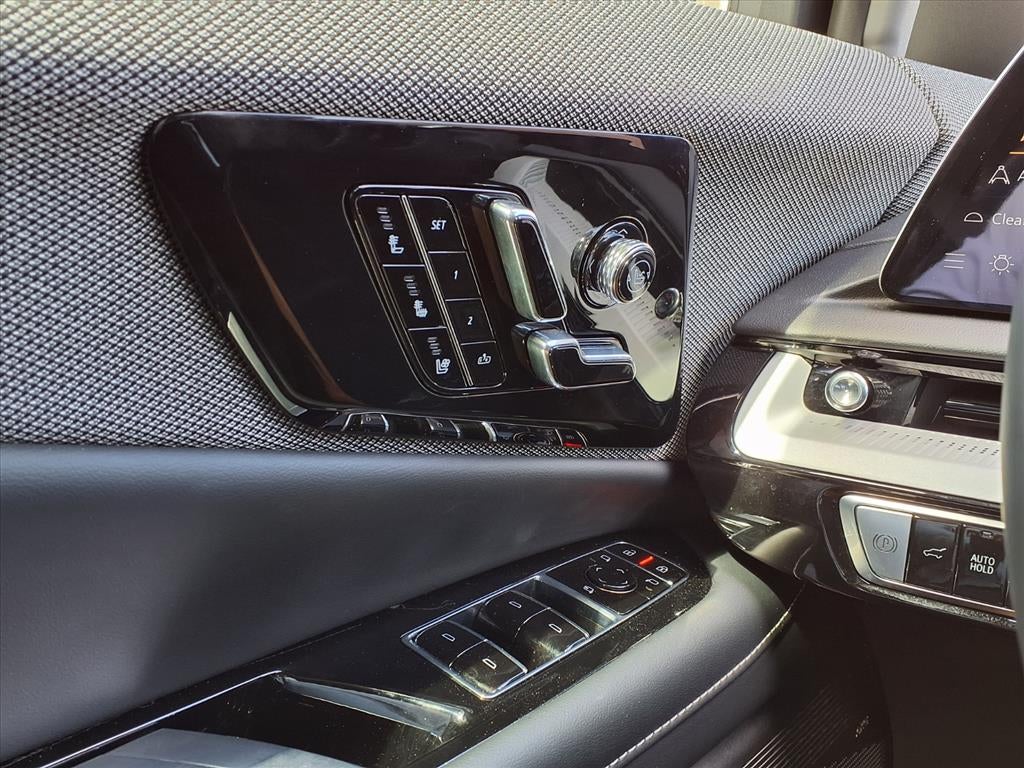 2026 Cadillac OPTIQ Premium Luxury