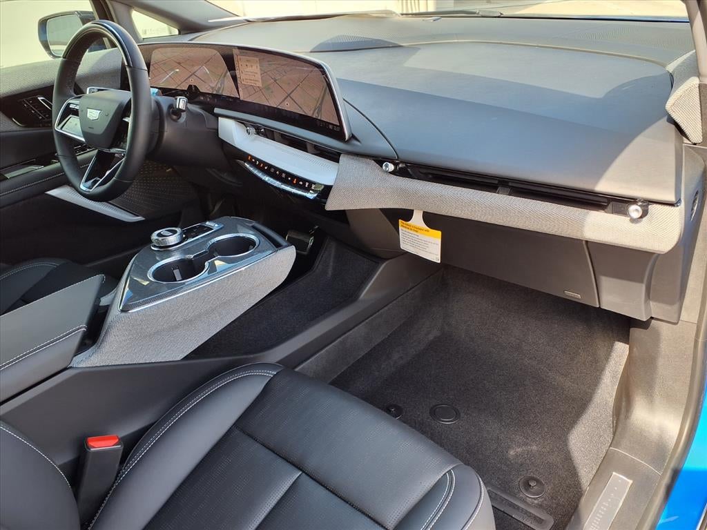 2026 Cadillac OPTIQ Premium Luxury