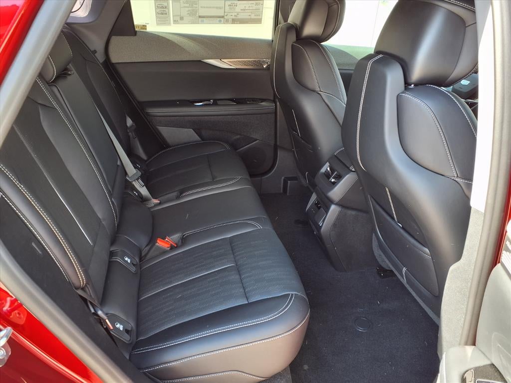 2026 Cadillac OPTIQ Premium Luxury