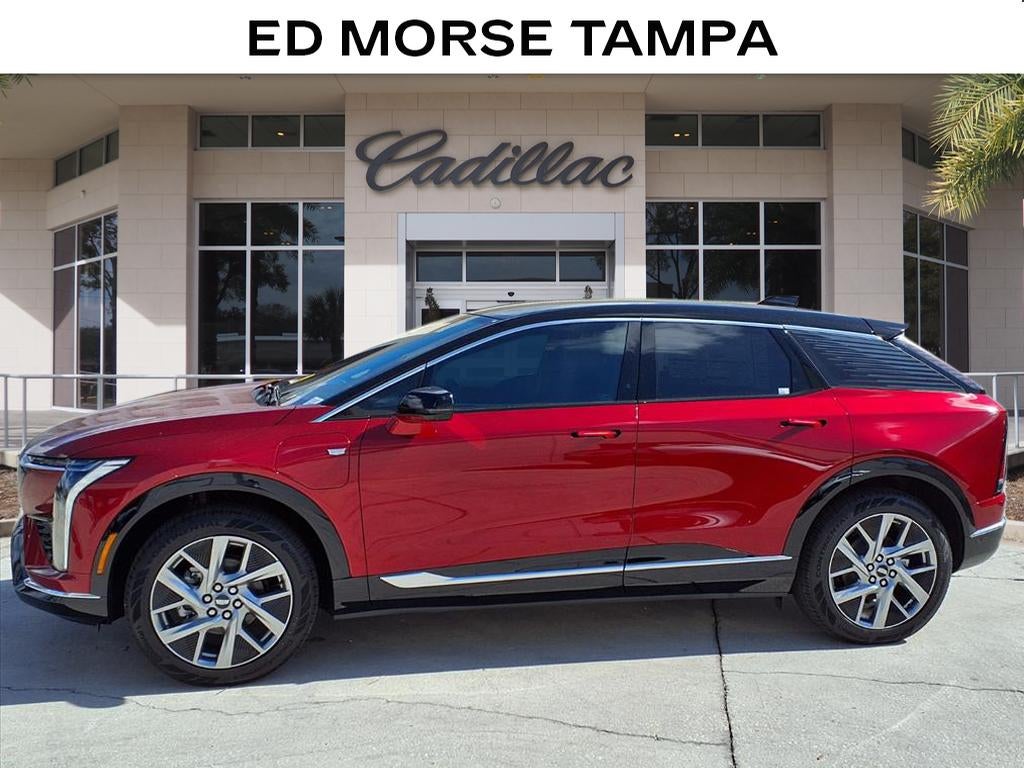 2026 Cadillac OPTIQ Premium Luxury