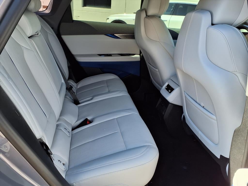 2026 Cadillac OPTIQ Premium Luxury