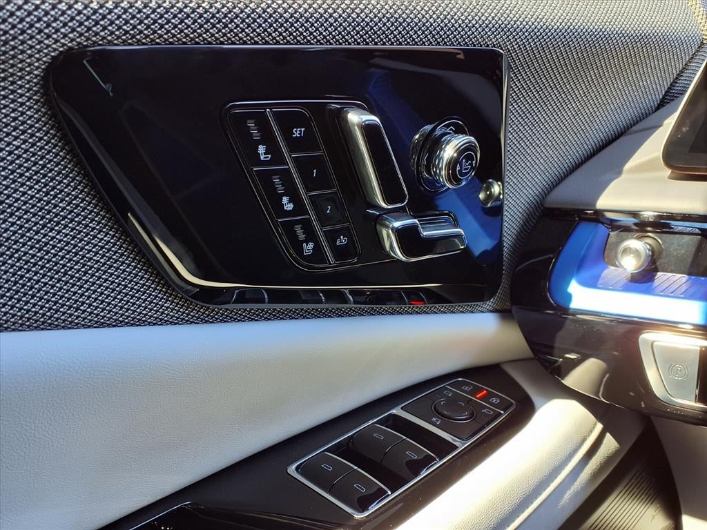 2026 Cadillac OPTIQ Premium Luxury