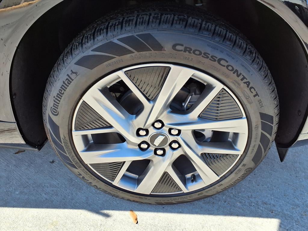 2026 Cadillac OPTIQ Premium Luxury