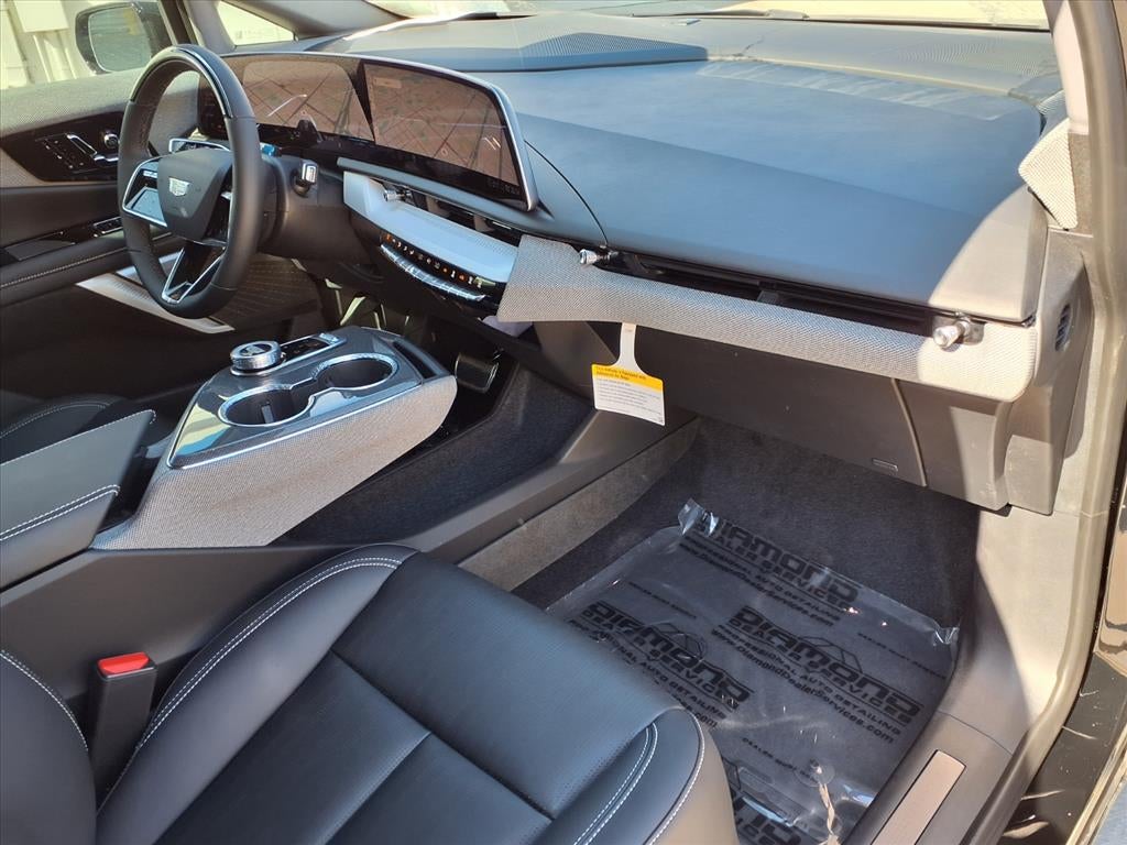 2026 Cadillac OPTIQ Premium Luxury