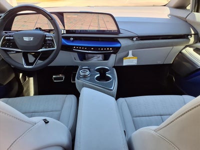 2025 Cadillac OPTIQ Luxury 2