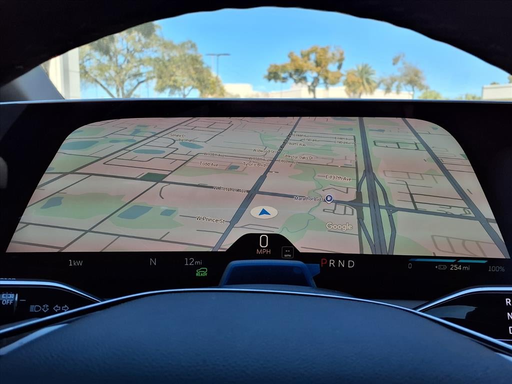 2025 Cadillac OPTIQ Luxury 2