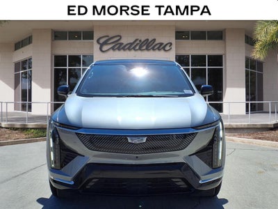 2025 Cadillac OPTIQ Luxury 2